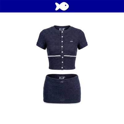 Set áo croptop và chân váy ngắn DKMV thun len màu xanh ôm dáng đính logo cá inox đáng yêu Ora Set | K-SET23-XA