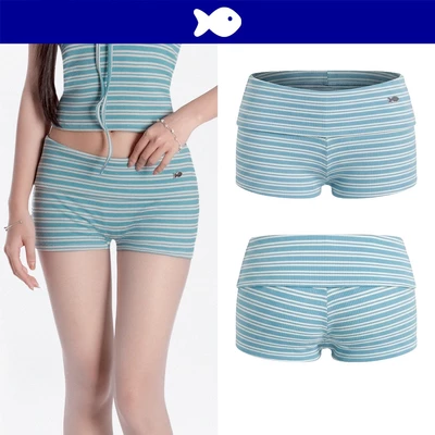 Quần short nữ cạp trễ lưng lật DKMV thiết kế sọc ngang màu xanh trắng đính logo inox thun len ôm | K-SET24-Q