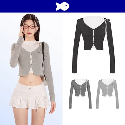 Set áo ba lỗ kèm áo khoác thắt nơ DKMV màu xám và trắng phối nút cài ngọc trai siêu đáng yêu Joy Top | K-T25