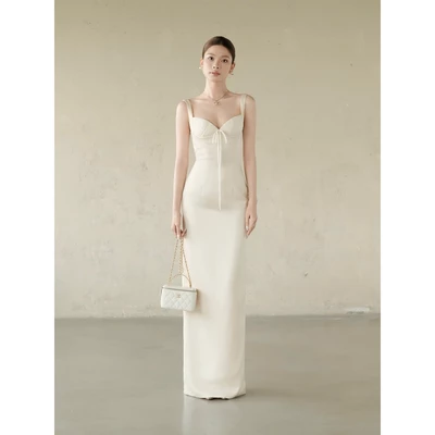 RUBIES Mercure Dress - Đầm Dài Nữ Vải Lụa Dáng Ôm 2 Dây Cổ Tim V