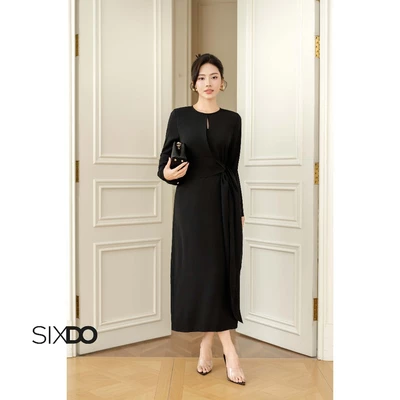 Đầm đen dài tay khoét ngực SIXDO (Black Woven Loose Dress)