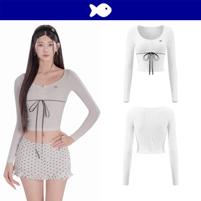 Áo dài tay thun nữ croptop DKMV hoạ tiết ren trắng phối dây ruy băng đen thun co giãn ôm màu trắng Posey Top | K-T68-T
