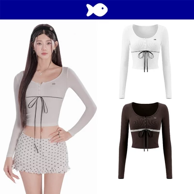 Áo dài tay nữ cổ tròn croptop DKMV thiết kế dây ren đan dây ruy băng thun co giãn ôm dáng logo cá Posey Top | K-T68