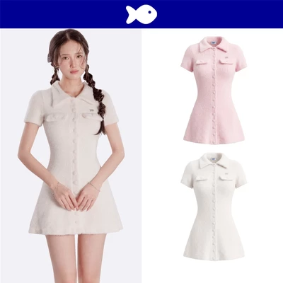 Đầm polo nữ dáng chữ A ngắn DKMV kèm quần bảo hộ chất len lông thỏ phối hàng cúc dọc thân Cleo Dress | K-D62