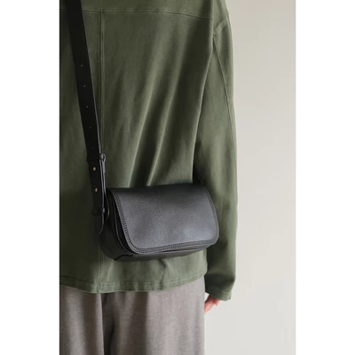 Túi đeo vai da PU khuy nam châm Selected Black Mini Partier Bag