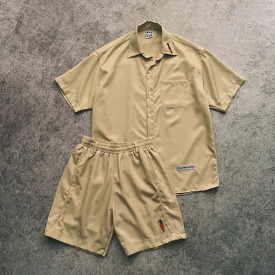 Bộ sơ mi tay ngắn YELLOW FLICKER họa tiết thêu cà rốt unisex