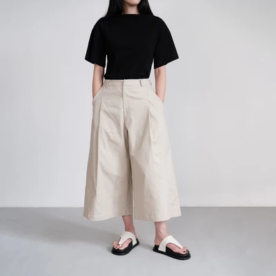 Quần Shorts Lửng Ống Rộng Chất Liệu Kaki, Quần Short Qua Gối Form Nam Nữ Unisex - KAI PANTS - THE J STUDIO