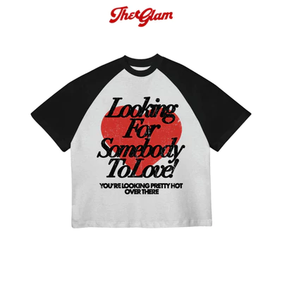 TheGlam CHÍNH HÃNG - Áo Thun Boxy Raglan "LOOKING FOR LOVE" UNISEX Thoáng mát Nam Nữ - 0905