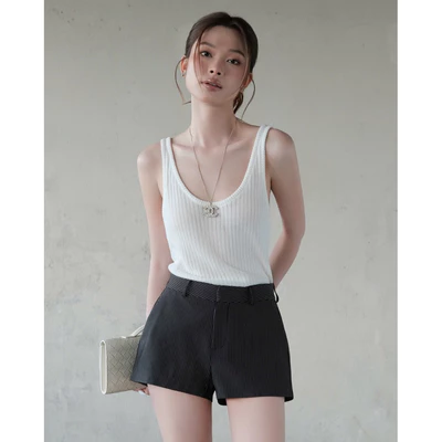 RUBIES Miki Short - Quần Ngắn Nữ Vải Sọc Cạp Trễ