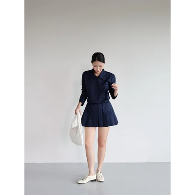 Đầm sơmi babydoll xếp ly ngắn | 𝐒𝐎𝐌𝐒 | 𝐒𝐲𝐫𝐚 𝐃𝐫𝐞𝐬𝐬