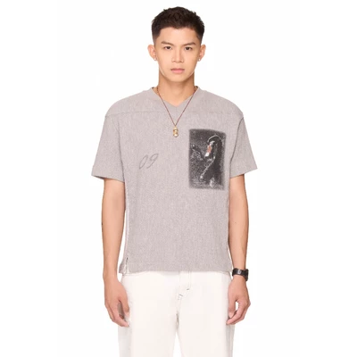 Áo thun boxy tay ngắn cổ tim in hình - BEUTER® BLACK SWAN JERSEY T-SHIRT - GREY MELANGE