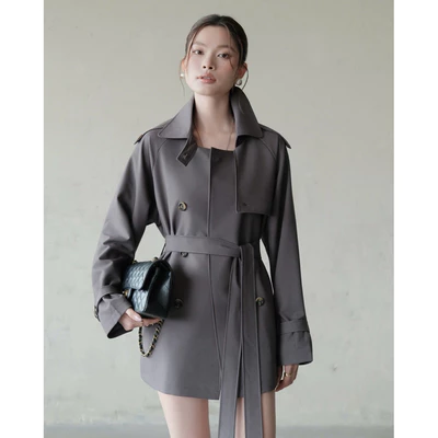 RUBIES Modus Coat - Áo Khoác Kiểu Nữ Vải Carolang Trench Coat Dáng Ngắn Kèm Dây Thắt Lưng