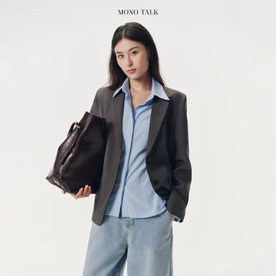 Áo khoác vest dài tay cơ bản giao một hàng khuy Mono Talk - T40002FT