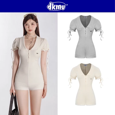 Jumpsuit nữ đùi tay bồng phối ren DKMV thiết kế tay áo thắt nơ cổ bẻ thun co giãn ôm dáng đáng yêu Se Na Jumpsuit | K-J1