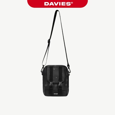 Túi đeo chéo da họa tiết monogram DAVIES màu đen logo su đựng Ipad Mini strap pocket | D-B56