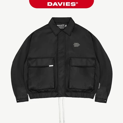 Áo khoác dù 2 lớp túi hộp thân bo DAVIES thêu chữ phối da đen khóa kéo kèm dây rút túi trong Classy Box Jacket| D-AK6