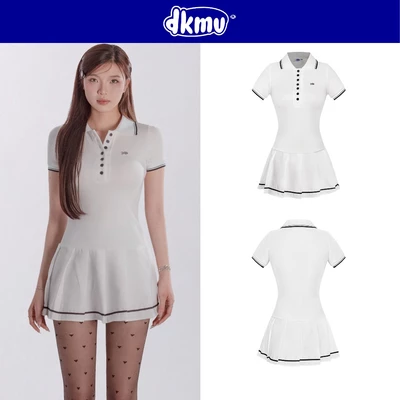 Đầm nữ cổ polo dáng váy xếp ly DKMV hoạ tiết phối viền tương phản logo cá inox đáng yêu màu trắng Rally Dress | K-D13