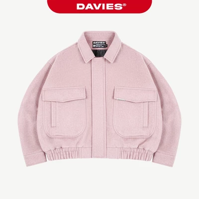 Áo khoác bomber nỉ màu hồng DAVIES form rộng cổ bẻ túi hộp đính logo inox kèm lót dù Crop Classy Jacket |D36-AK2-H