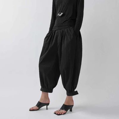 HIGHCHIC - SENSE COLLECTION - QUẦN ỐNG RỘNG ĐEN - CLOUD PANTS