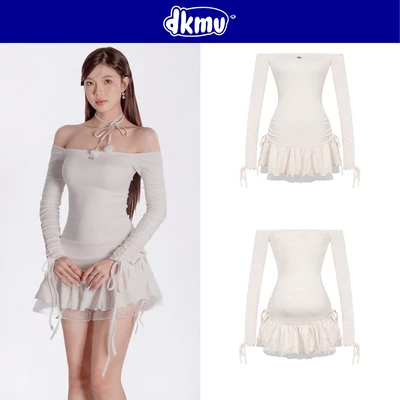 Đầm trễ vai dáng xoè tầng phối ren DKMV thiết kế tay và thân rút dây thắt nơ điệu đà logo cá màu kem Liz Dress | K-D45-K