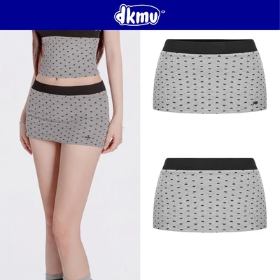 Chân váy nữ dáng ngắn ôm cạp thấp DKMV thun lụa hoạ tiết trái tim co giãn có quần trong màu xám Pearly Set | K-SET19-V-X