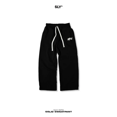 Quần nỉ ống rộng SLY Sweat Pant Solid màu đen