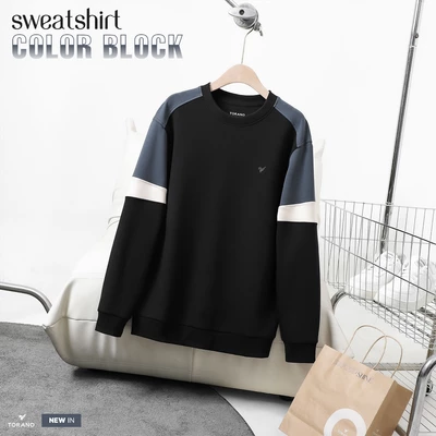 Áo nỉ COLOR-BLOCK SWEATSHIRT TORANO can phối màu tay phom dáng regular fit thoải mái và phong cách FWTW003