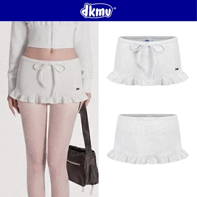 Chân váy chữ A cạp trễ lưng cột DKMV dáng ngắn thắt nơ đáng yêu phối bèo có quần trong màu xám Dreamy | K-SET20-V-X