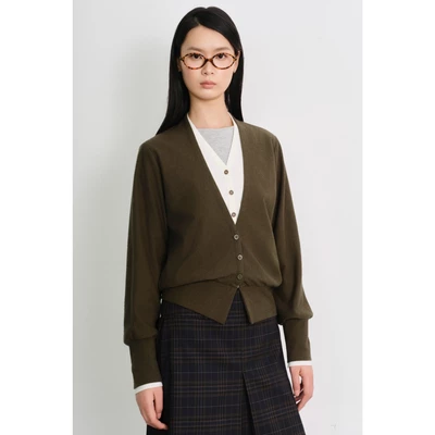 LIBÉ WORKSHOP - Áo cardigan tay dài màu xanh rêu 7511