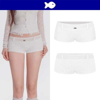 Quần ngắn kiểu nữ bảo hộ DKMV thun ren hoa đính logo cá lưng quần xuyên thấu màu trắng Dolly Safety Shorts | K-Q4-T