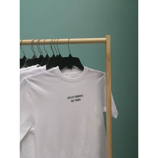 Áo thun tay ngắn unisex Chodole cho cả nam và nữ, chất liệu vải cotton in chữ Collect moments not things