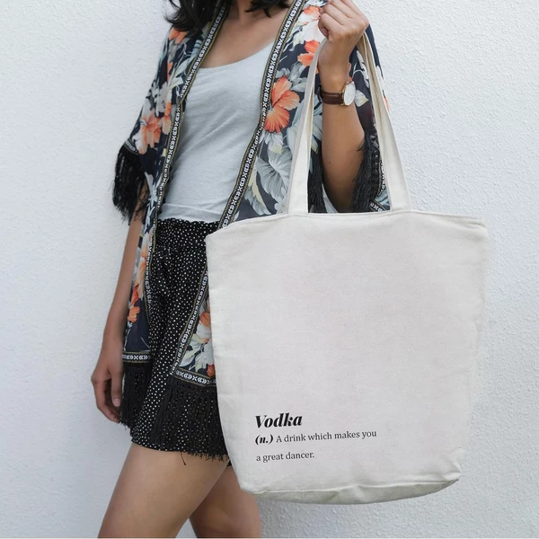 Túi tote vải in chữ Vodka