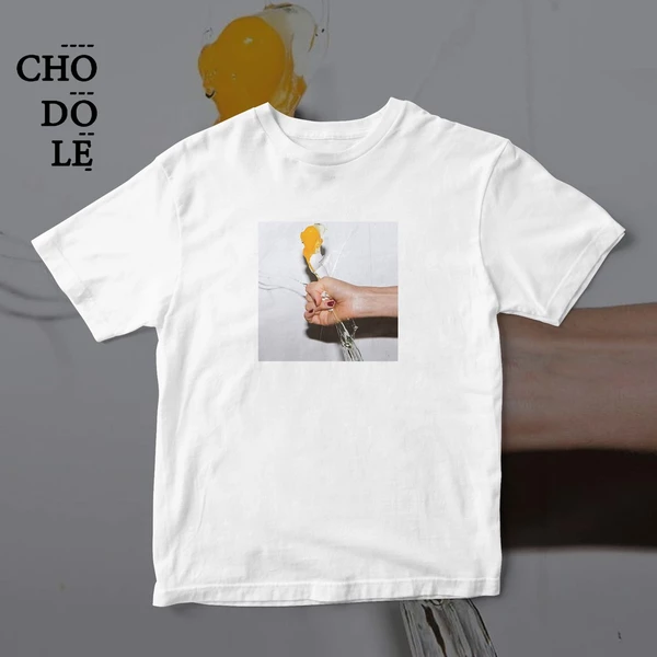 Áo thun unisex cotton 100% in hình Yeah Yeah Yeahs - It's Blitz (Album cover)