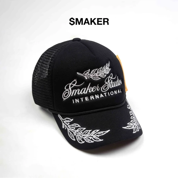 [SMAKER] Nón lưỡi trai mũ màu đen cap thêu chữ trắng - SMAKER STUDIO INTERNATIONAL TRUCK HAT IN BLACK