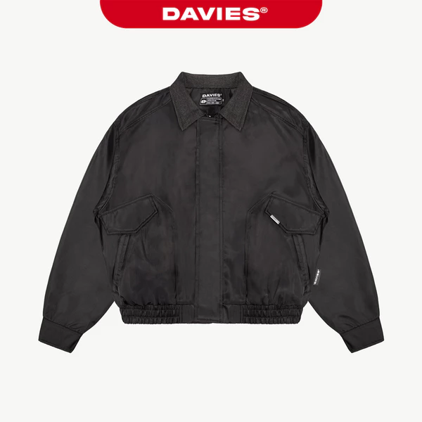 Áo khoác bomber dù phối cổ jean DAVIES thiết kế túi nắp gập tag logo kim loại form rộng màu đen Tactics Jacket | D-AK22