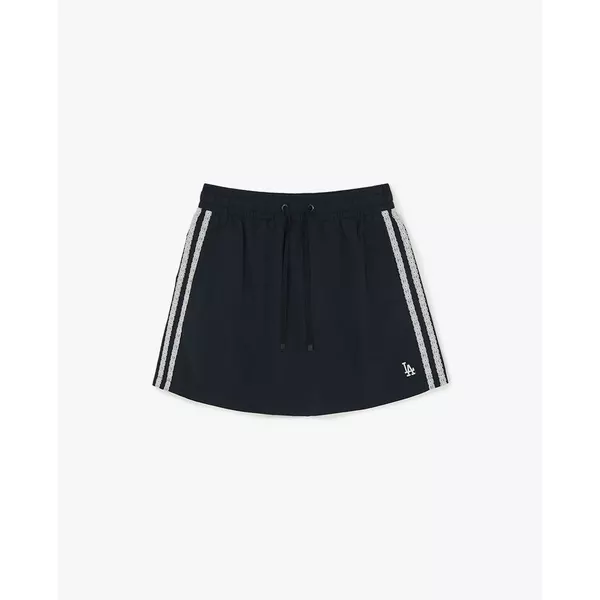 MLB - Quần short giả váy nữ lưng thun Varsity_3FSKV0263-07BKS