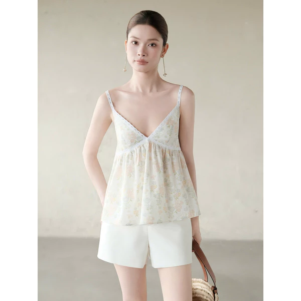 RUBIES Asley Top - Áo Kiểu Nữ Vải Thô In Hoa Dáng Babydoll 2 Dây Cổ Tim V