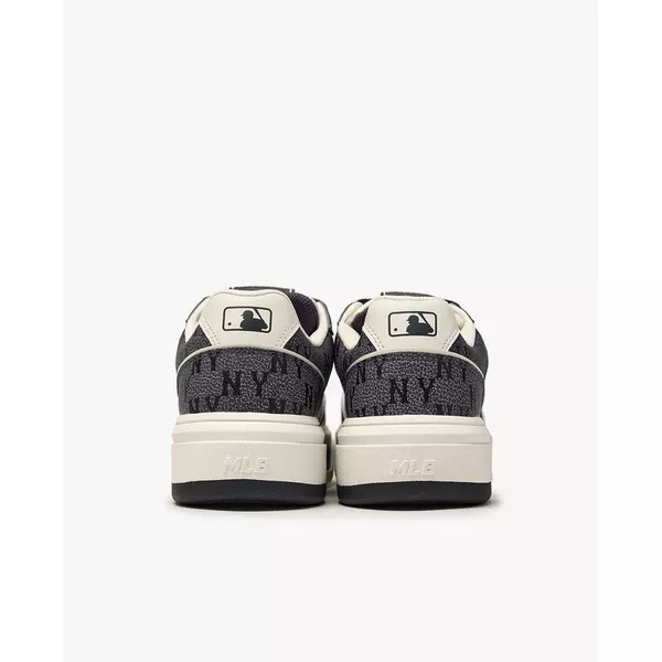 MLB - Giày sneakers unisex cổ thấp Chunky Liner Pocket Monogram_3ASXP025N-50MGD