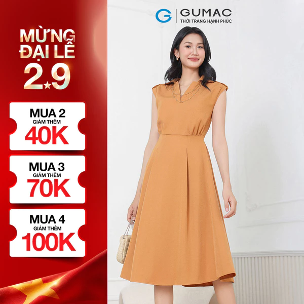 [SALE] Đầm nữ GUMAC form A xòe thiết kế cổ V bẻ đính nút vai eo cao xếp ly trước màu nâu  DF04002