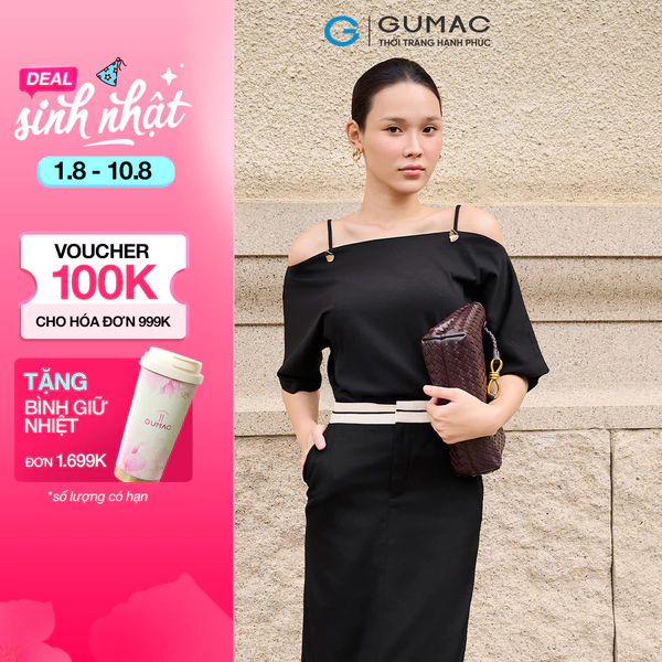 Áo thun nữ GUMAC kiểu suông rộng hở vai đính nút vàng vải thun mịn thoáng mát  ATF01042