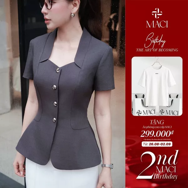 Áo Kí Giả Cổ Ve Cách Điệu Khuy Titan Trang Trí Chất Kate Ý MACI MCAABXD0355 Thời Trang Nữ Thiết Kế