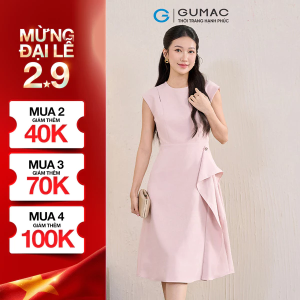 Đầm nữ GUMAC form A tùng cách điệu có túi cổ khoét đính nút tráng trí  DF06049