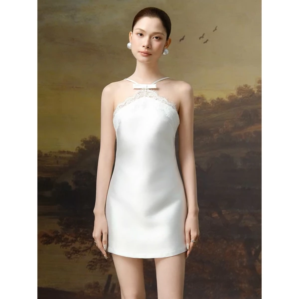 RUBIES Hyatt Dress - Đầm Ngắn Nữ Vải Tafta Dáng Chữ A 2 Dây Cổ Phối Ren Đính Nơ