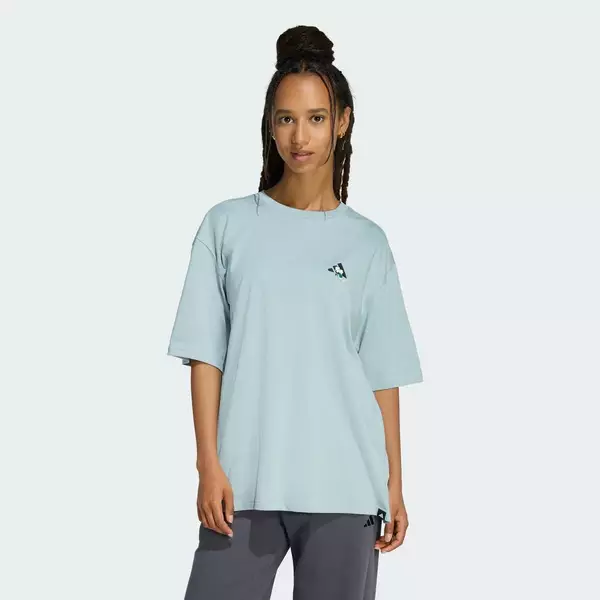 adidas Phong cách sống ÁO THUN GRAPHIC OVERSIZE SOFT SIDE Nữ màu xanh lá KA5092