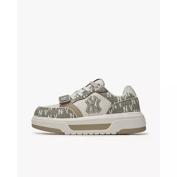 MLB - Giày sneakers unisex cổ thấp Chunky Liner Denim Monogram_3ASXM026N-50BGS