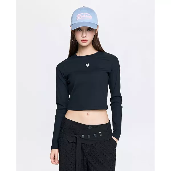 MLB - Áo croptop nữ cổ tròn tay dài Basic_3FTSB0361-50BKS