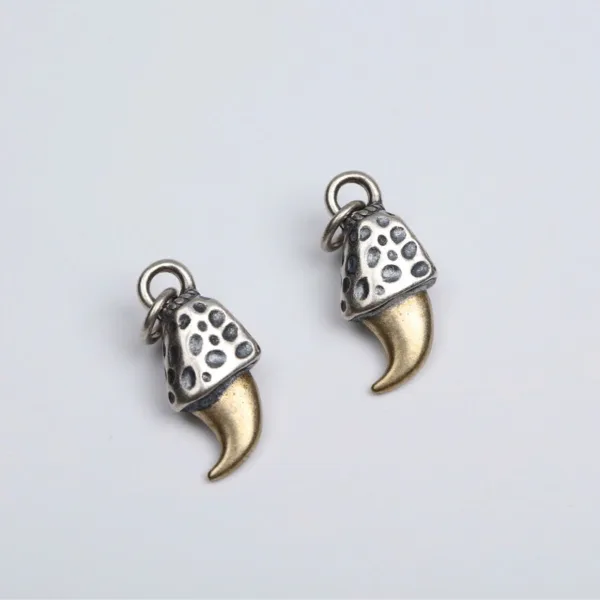 Charm Móng Rồng