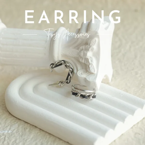 Two Layer Black Earring