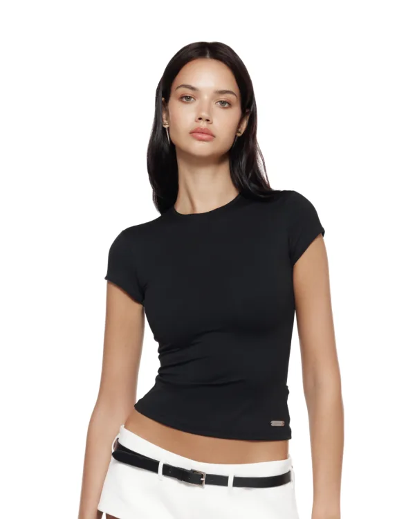 Core Fitted T-shirt