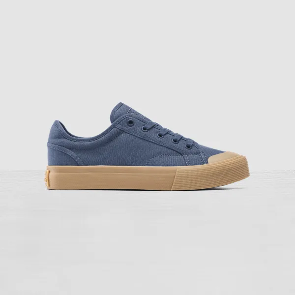 Vintas Public 2000s - Low Top - Insignia Blue